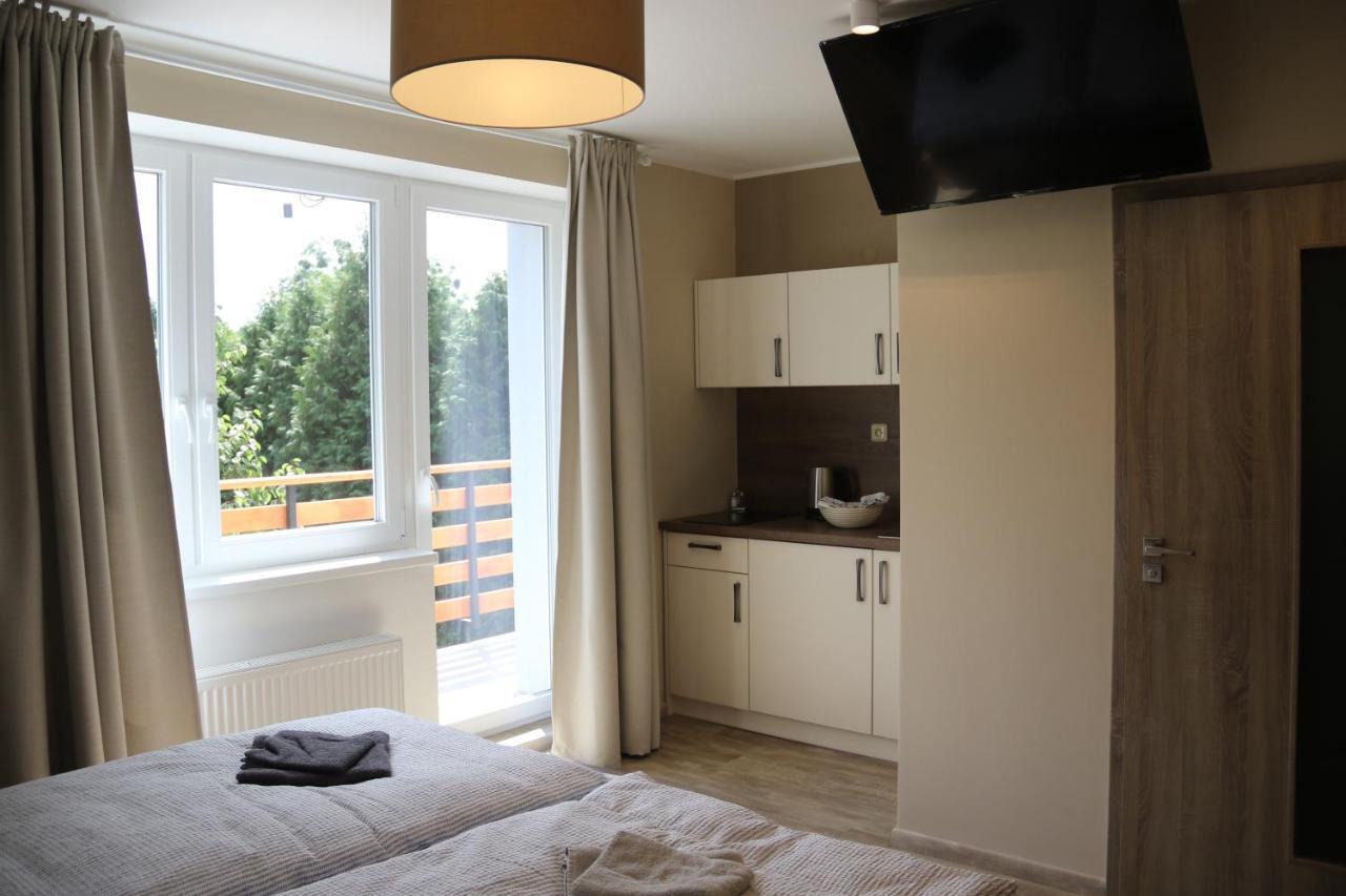 Apartmany Lama ฮราเดซ นาด โมราวิซี ภายนอก รูปภาพ